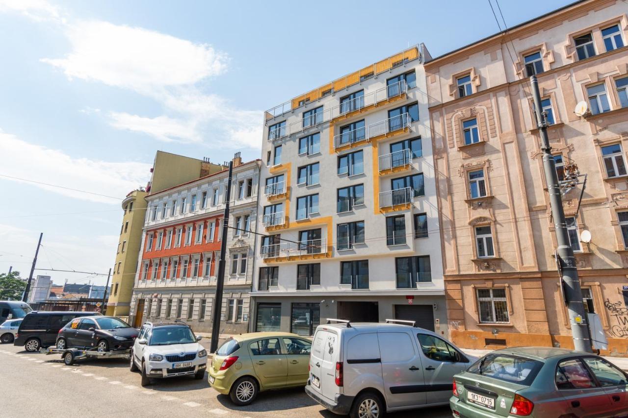 Penthouse # 81 With Panoramic City View In Elite Rezidence With Free Parking Прага Екстериор снимка