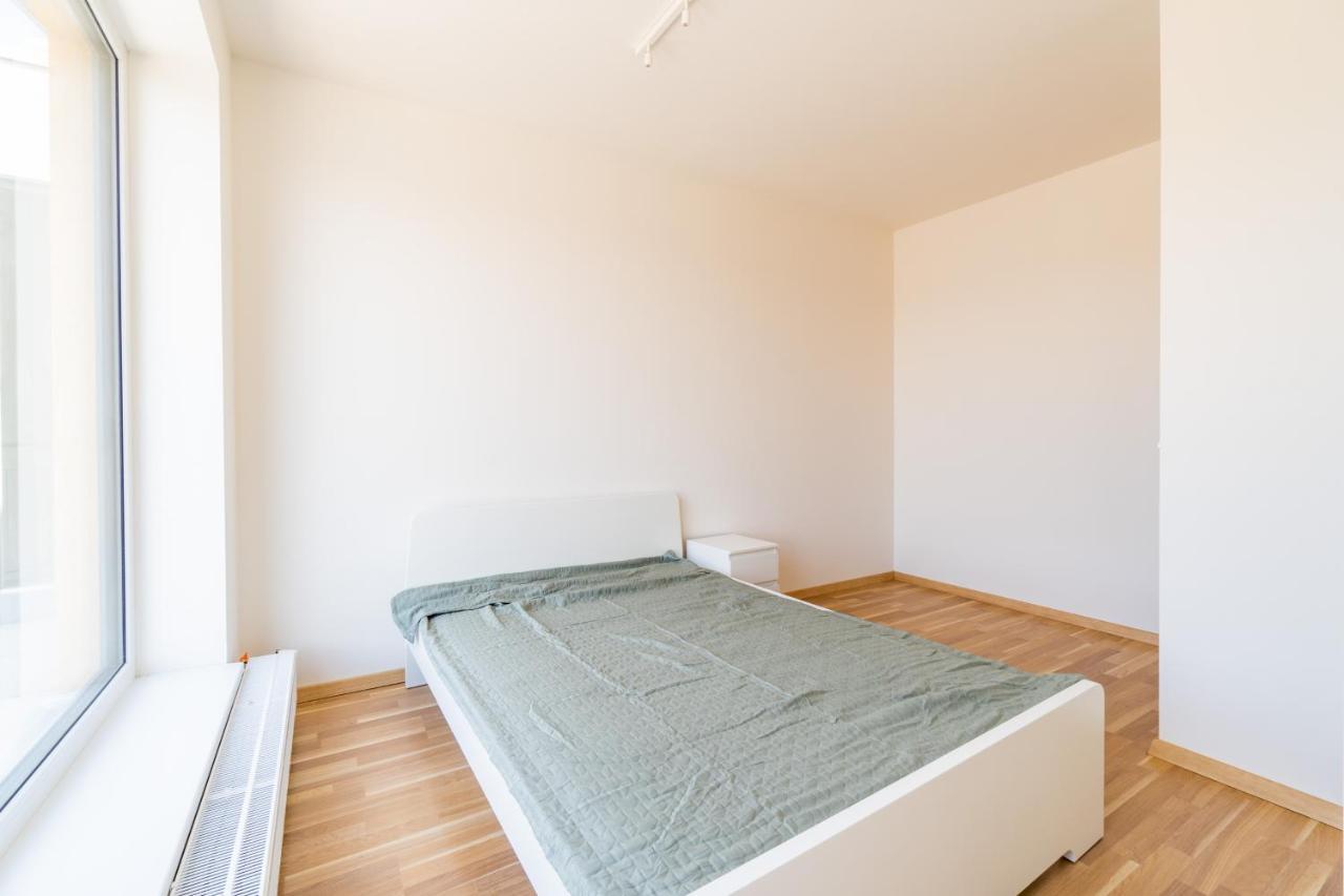 Penthouse # 81 With Panoramic City View In Elite Rezidence With Free Parking Прага Екстериор снимка